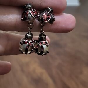 Auth chanel ladybug earing